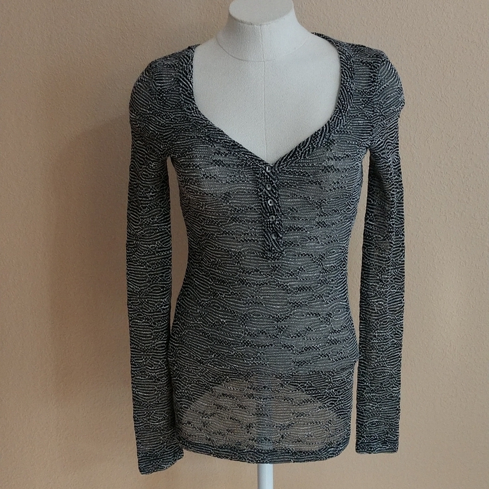 BKE Black & White Lace Henley Top Size M